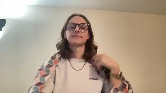 Snapshot of longdickelijah chatting on 11-02-25, 11:43 longdickelijah online show from 11-02-25, 11:43