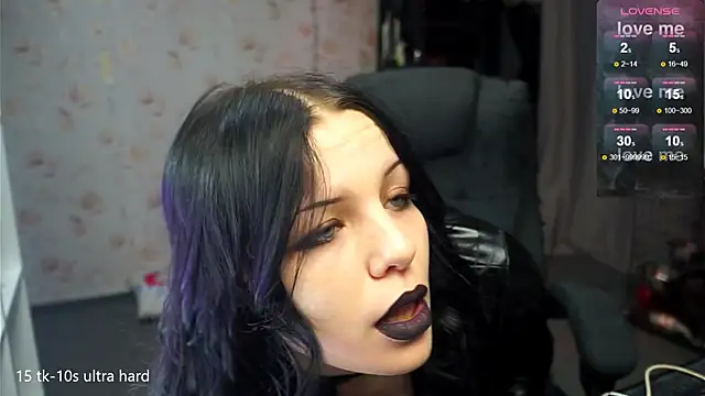 Snapshot of lera_smith chatting on 04-29-26, 10:49 lera smith online show from 04-29-26, 10:49