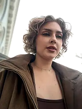 KellyKeler online show from 11-10-25, 01:16