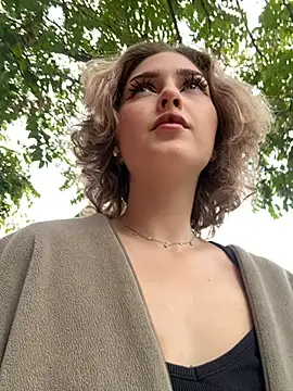 KellyKeler online show from 09-19-25, 11:03