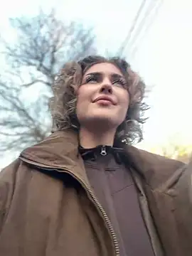 KellyKeler online show from 12-20-25, 01:03