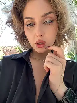 KellyKeler online show from 09-22-25, 11:38