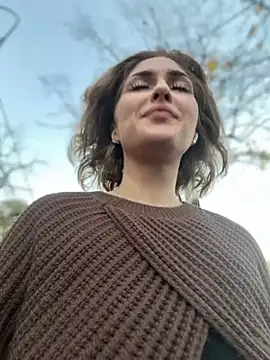 KellyKeler online show from 10-31-25, 02:02