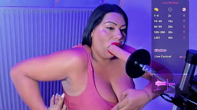 Snapshot of bigboobs_violeta chatting on 09-26-25, 02:57 bigboobs violeta online show from 09-26-25, 02:57