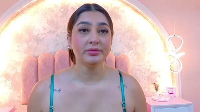 JasmineRhodes online show from 01-09-26, 01:18