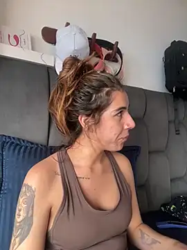 AllieYourGirl online show from 11-11-25, 06:58