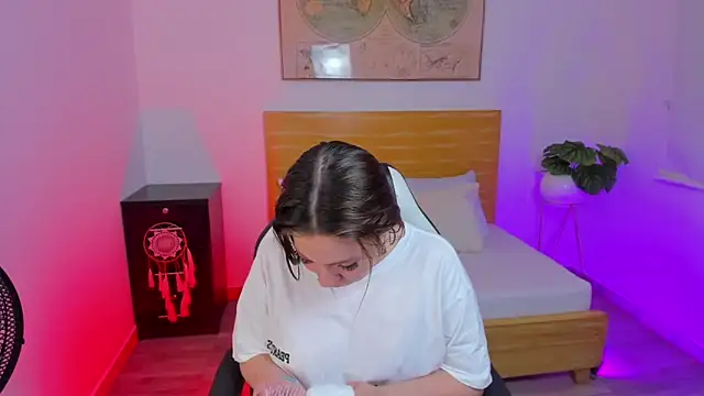 kitty sweeety  online show from 12-20-25, 12:30