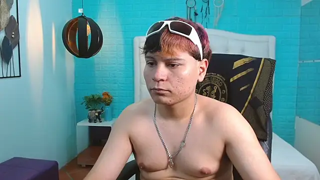 dondanys online show from 09-26-25, 07:32