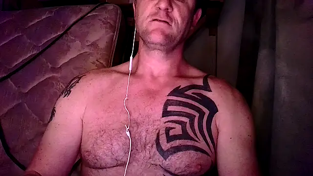 Snapshot of Yournaughty chatting on 05-07-26, 04:06 Yournaughty online show from 05-07-26, 04:06