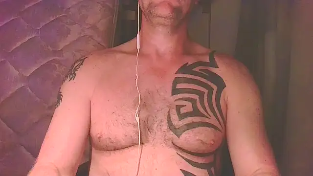 Yournaughty online show from 10-27-25, 04:13