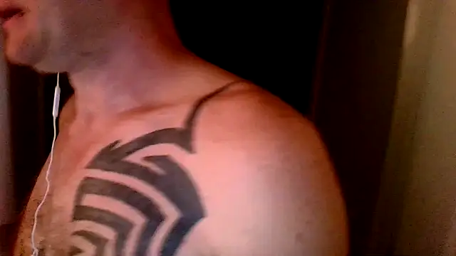 Snapshot of Yournaughty chatting on 10-02-25, 03:43 Yournaughty online show from 10-02-25, 03:43