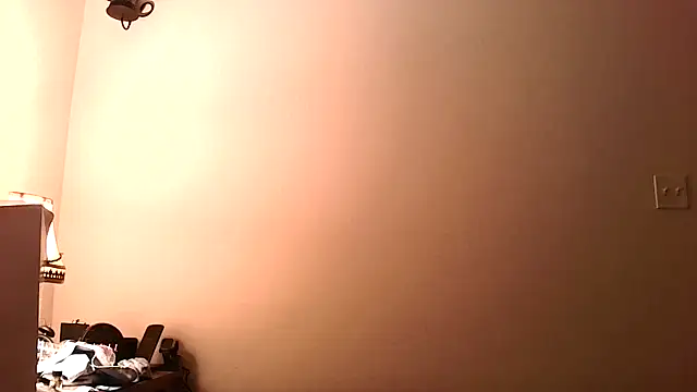 Snapshot of Yournaughty chatting on 05-14-26, 04:09 Yournaughty online show from 05-14-26, 04:09