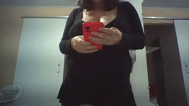 Snapshot of Vanessinhadappkrosa chatting on 06-26-26, 03:40 Vanessinhadappkrosa online show from 06-26-26, 03:40