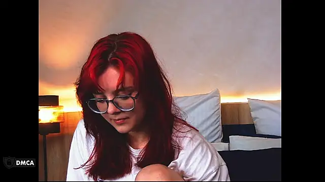 Nora  Ray online show from 06-21-26, 07:19