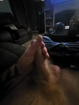 Snapshot of Sampzon chatting on 10-22-25, 03:17 Sampzon online show from 10-22-25, 03:17