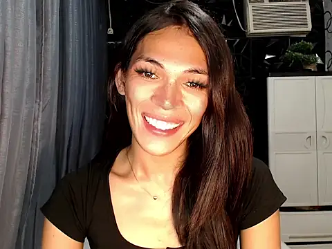 ladyhotcuming online show from 06-22-26, 11:18