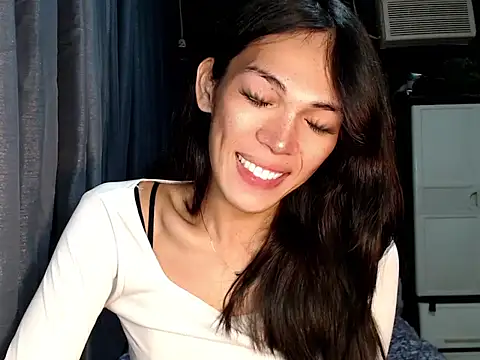 ladyhotcuming online show from 07-25-26, 07:49