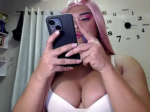 ladyhotcuming online show from 03-23-26, 11:54