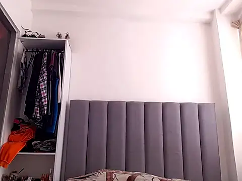 Snapshot of saara_johnson496 chatting on 05-19-26, 01:51 saara johnson496 online show from 05-19-26, 01:51