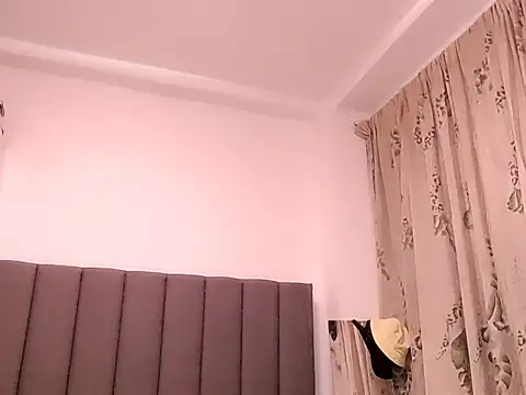 Snapshot of saara_johnson496 chatting on 05-15-26, 11:25 saara johnson496 online show from 05-15-26, 11:25