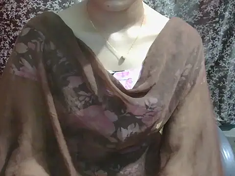 Snapshot of lovely_soniya chatting on 07-08-26, 06:25 lovely soniya online show from 07-08-26, 06:25