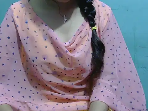 Snapshot of lovely_soniya chatting on 09-10-25, 08:24 lovely soniya online show from 09-10-25, 08:24