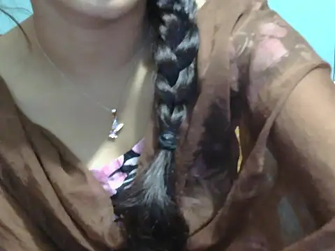 Snapshot of lovely_soniya chatting on 10-09-25, 04:46 lovely soniya online show from 10-09-25, 04:46