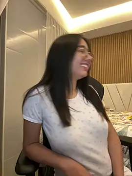 Michelle Zoe online show from 03-13-26, 08:08