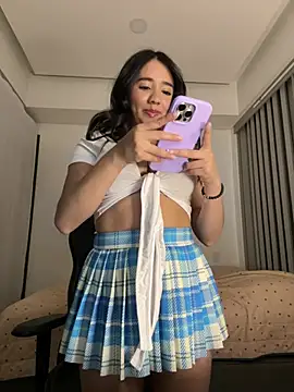 Michelle Zoe online show from 02-24-26, 04:35