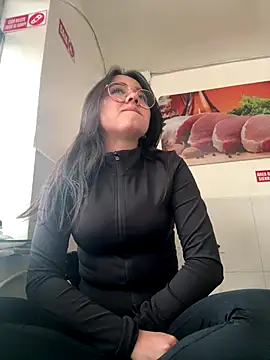 Michelle Zoe online show from 11-06-25, 10:03