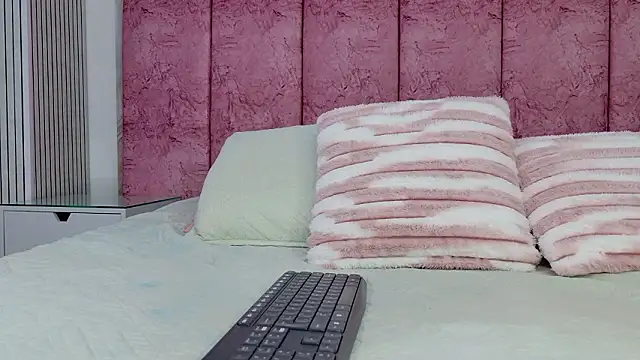 emmacurvy online show from 02-26-26, 03:06