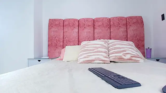 emmacurvy online show from 12-03-25, 03:07