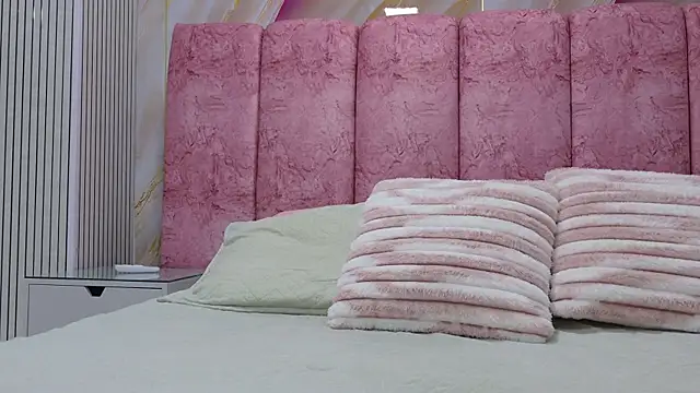 emmacurvy online show from 03-29-26, 03:19