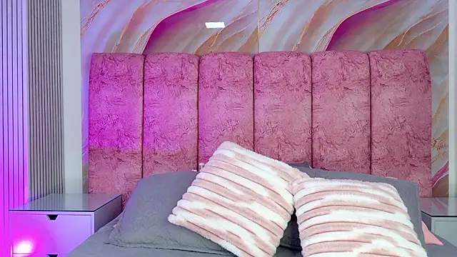 emmacurvy online show from 02-17-26, 03:04