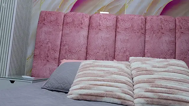 emmacurvy online show from 04-09-26, 03:08