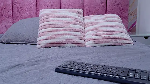 emmacurvy online show from 03-21-26, 03:08