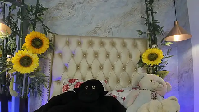 LittleeJaz online show from 03-07-26, 04:19