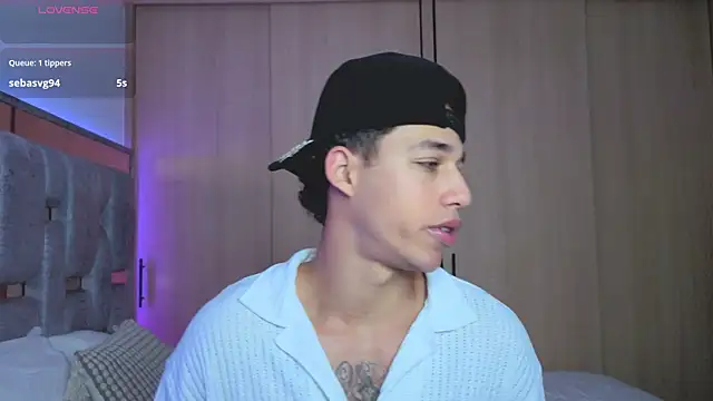 Snapshot of orionblaze69_ chatting on 11-21-25, 09:08 orionblaze69 online show from 11-21-25, 09:08