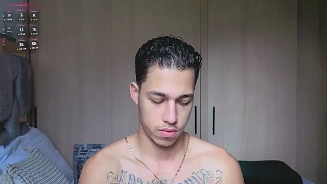 Snapshot of orionblaze69_ chatting on 12-22-25, 06:41 orionblaze69 online show from 12-22-25, 06:41