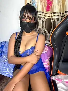 Ariana  Marie online show from 11-17-25, 10:58