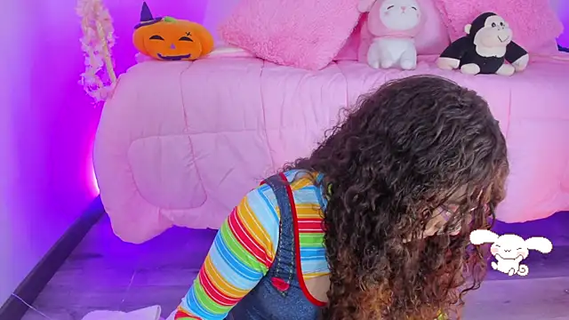 hannacutegod online show from 10-31-25, 05:48