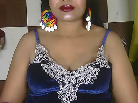 hotee bhabi online show from 07-10-26, 03:17