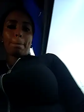 Fernanda30 online show from 10-25-25, 10:10