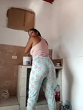 Fernanda30 online show from 11-18-25, 02:42