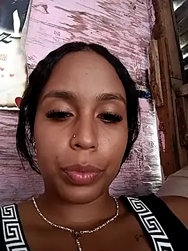 Snapshot of Fernanda30 chatting on 09-18-25, 07:28 Fernanda30 online show from 09-18-25, 07:28