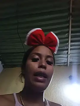 Snapshot of Fernanda30 chatting on 06-27-26, 02:56 Fernanda30 online show from 06-27-26, 02:56