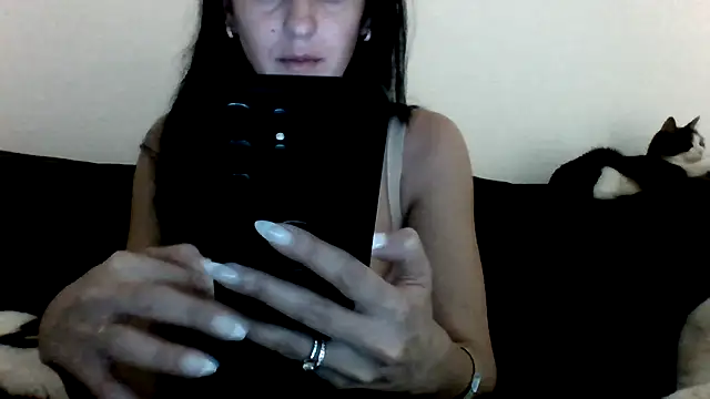 milagaborxx online show from 04-15-26, 07:51