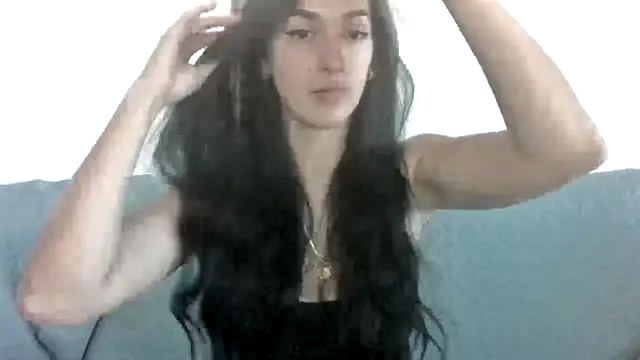 Snapshot of milagaborxx chatting on 05-20-26, 02:03 milagaborxx online show from 05-20-26, 02:03