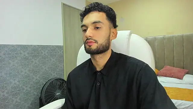 Snapshot of Ryan_Jackson_ chatting on 09-27-25, 05:02 Ryan Jackson  online show from 09-27-25, 05:02