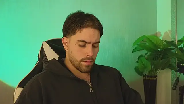 Ades Lowe online show from 12-03-25, 11:09